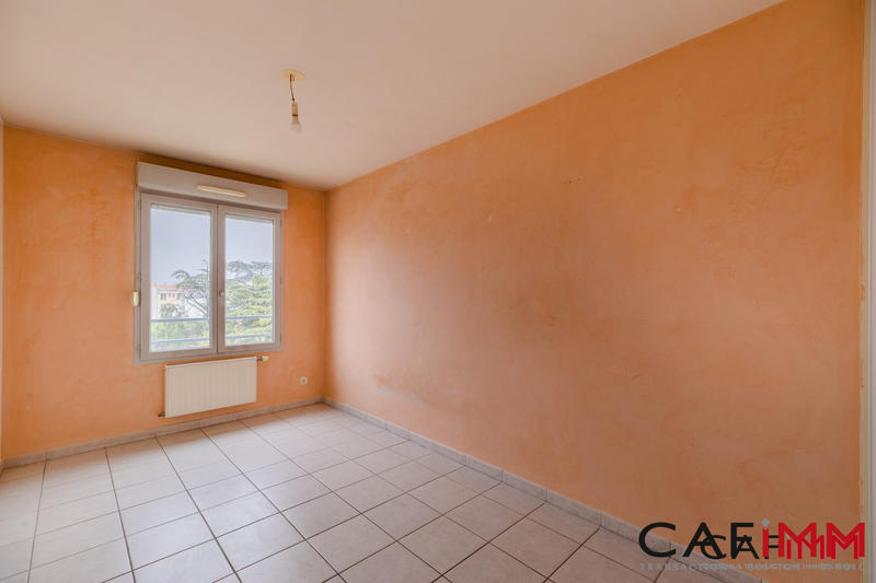 Appartement - 90 m² - 4 pièces