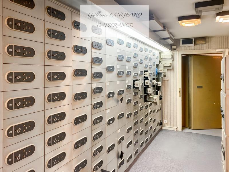 Local commercial - 190 m² - 4 pièces