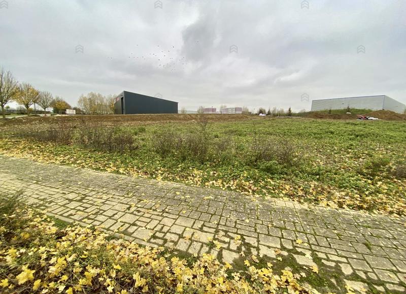 Terrain - 10 700 m²