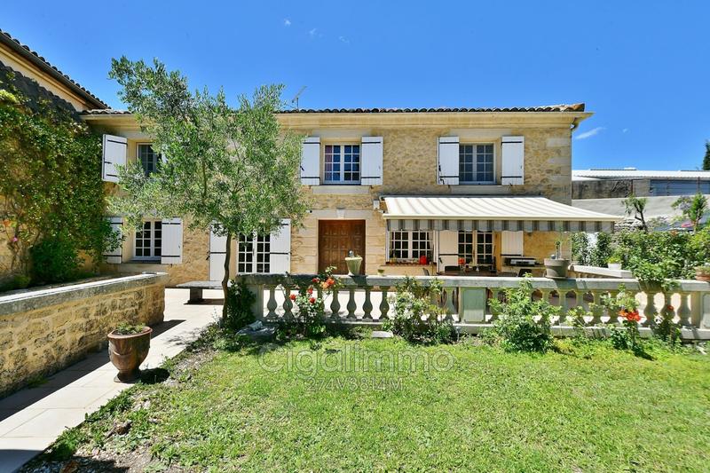 Maison en pierre - 179 m² - 6 pièces