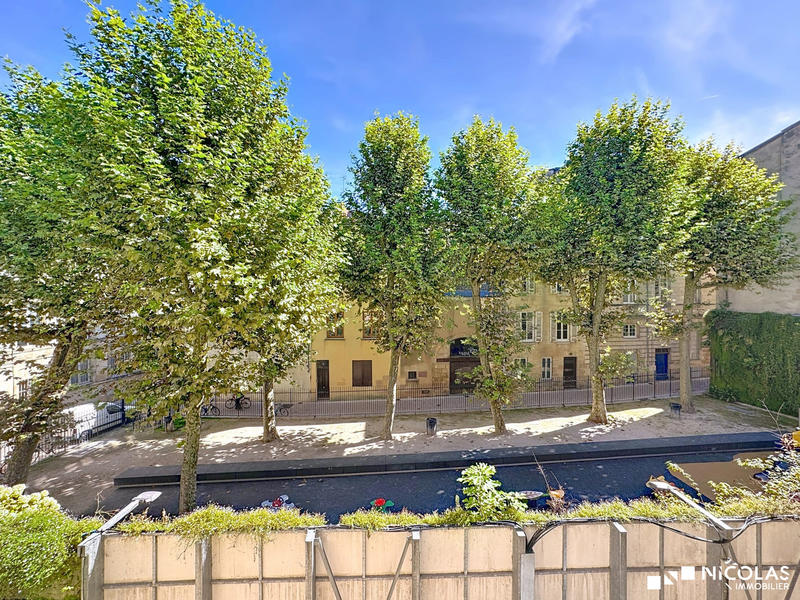 Appartement - 82 m² - 3 pièces