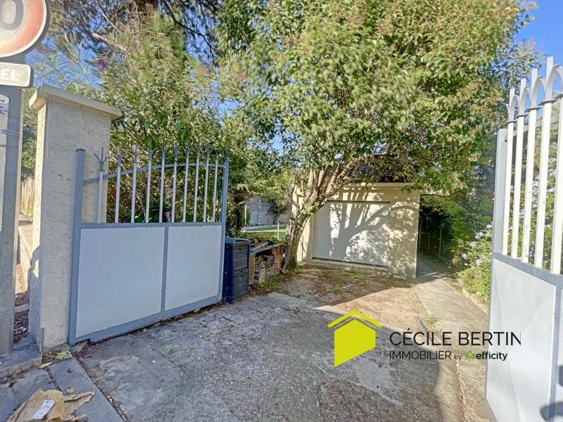 Maison - 97 m² - 3 pièces