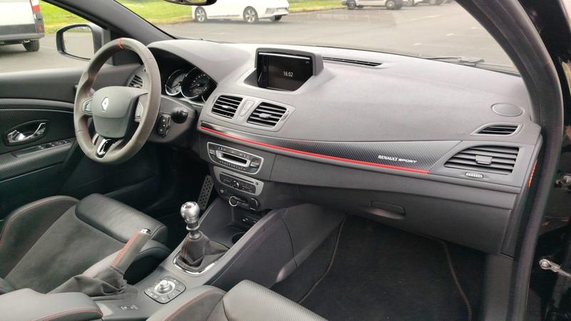 Renault Mégane III 2.0i Turbo 275 Rs Trophy - Entretien constructeur