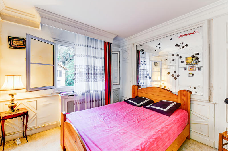 Appartement - 85 m² - 5 pièces