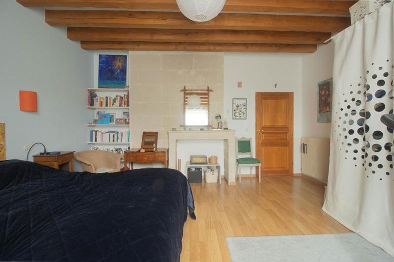 Maison - 235 m² - 10 pièces