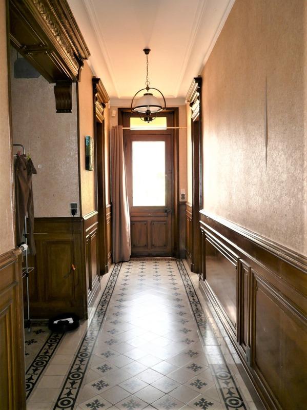 Maison - 228 m² - 7 pièces