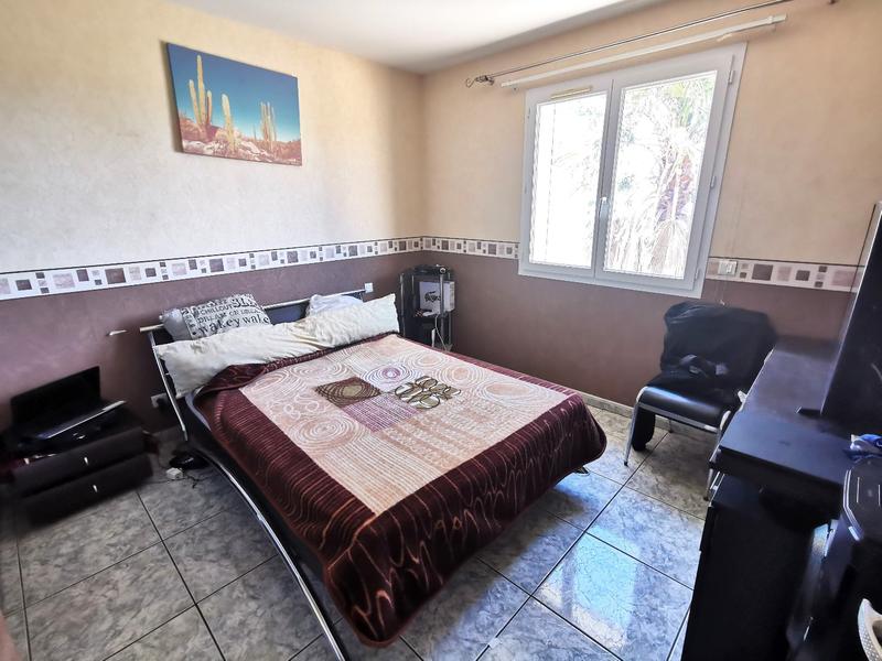 Maison - 181 m² - 7 pièces