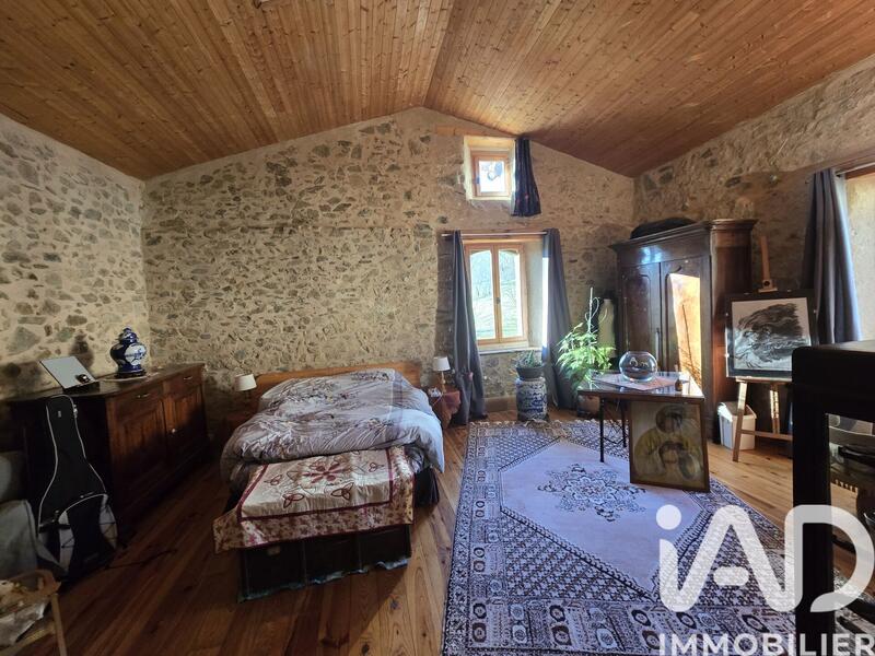 Maison - 158 m² - 6 pièces