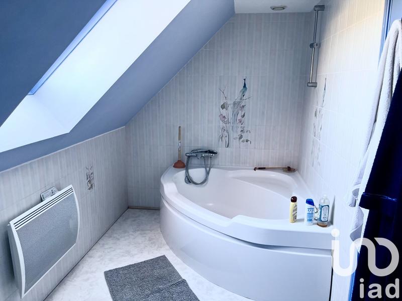 Maison - 180 m² - 7 pièces