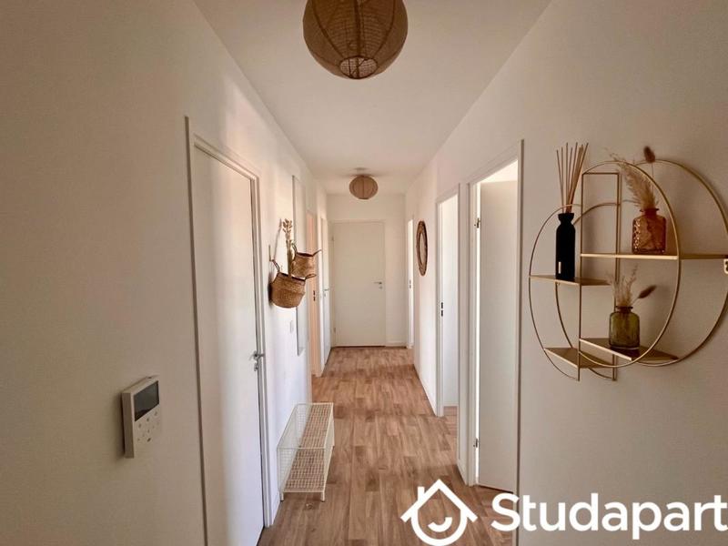 Chambre - 10 m² - 1 pièce