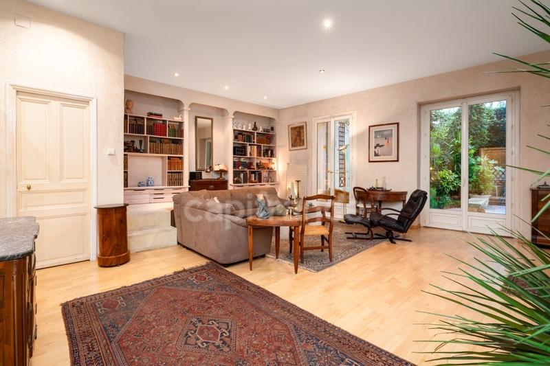 Appartement - 93 m² - 3 pièces