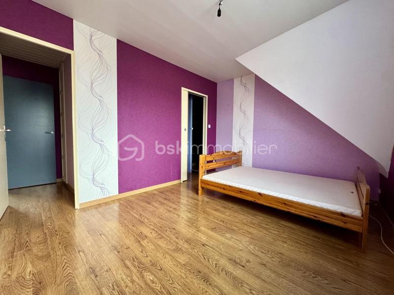 Maison traditionnelle - 194 m² - 7 pièces