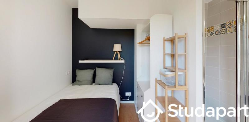 Chambre - 13 m² - 1 pièce