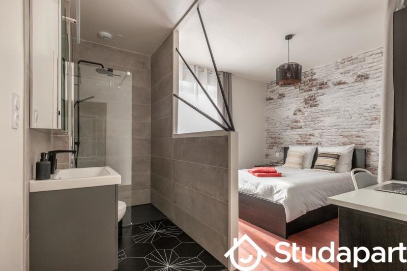 Chambre - 10 m² - 1 pièce