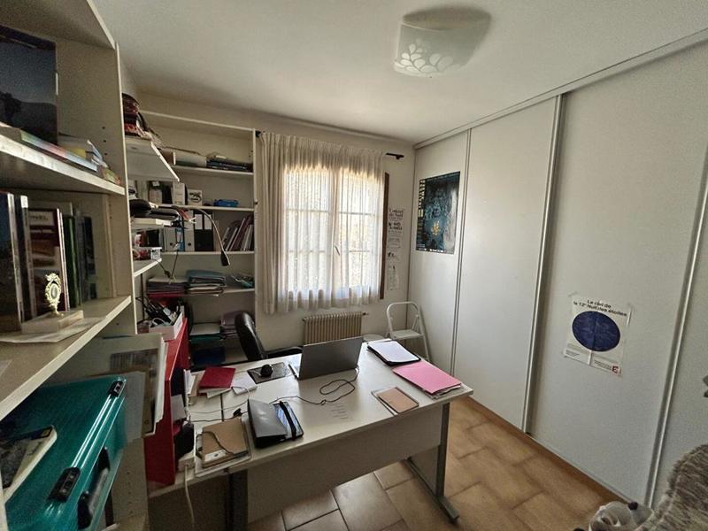 Maison - 227 m² - 6 pièces