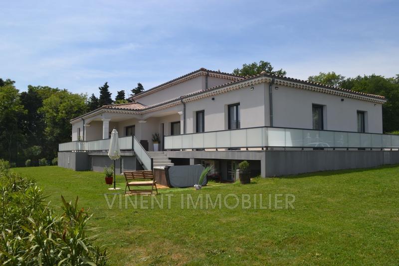 Bastide - 330 m² - 7 pièces