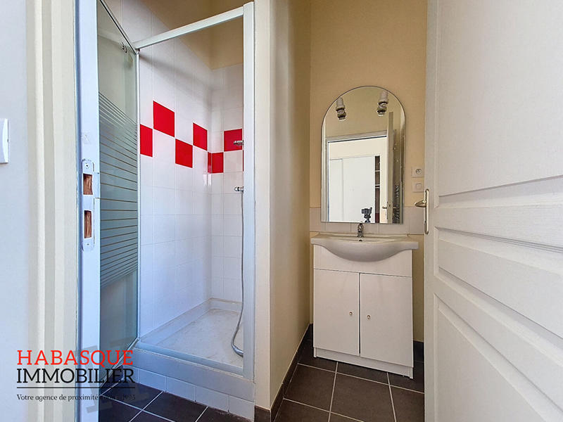 Appartement - 75 m² - 4 pièces