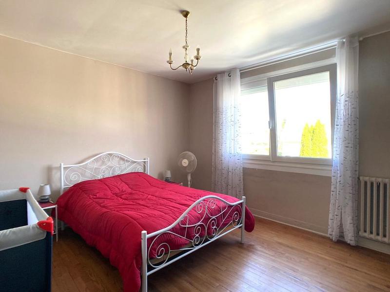 Maison - 94 m² - 6 pièces