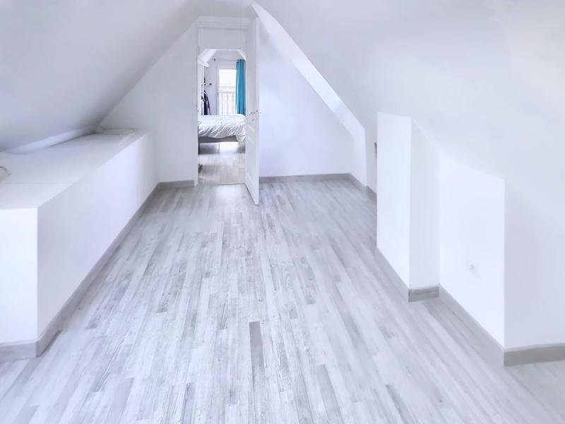 Maison - 165 m² - 6 pièces