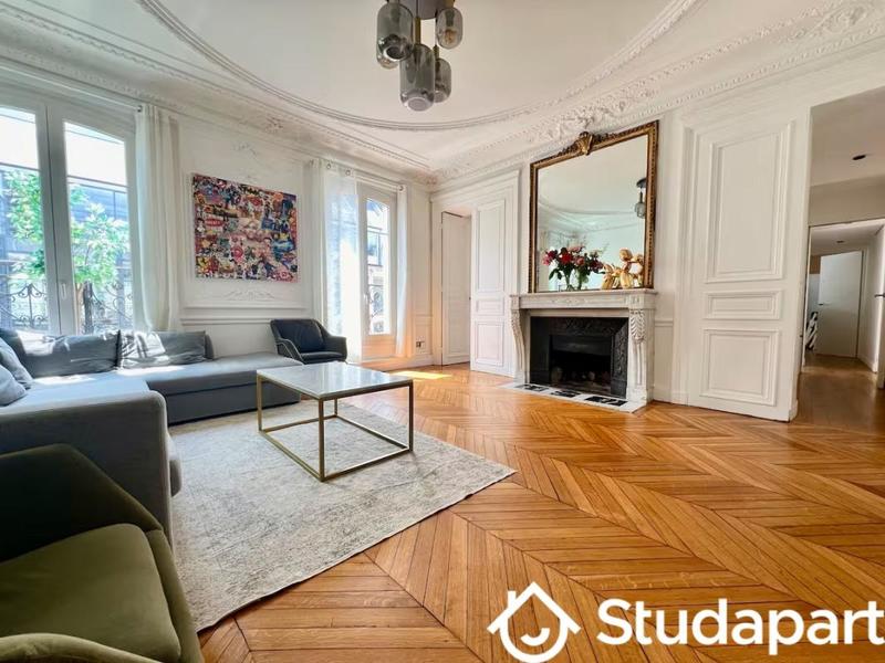 Chambre - 14 m² - 1 pièce