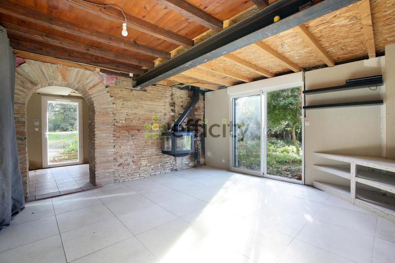 Maison - 260 m² - 8 pièces