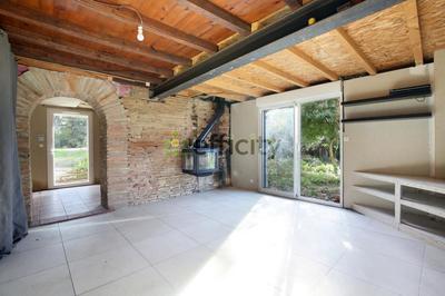 Maison - 260 m² - 8 pièces