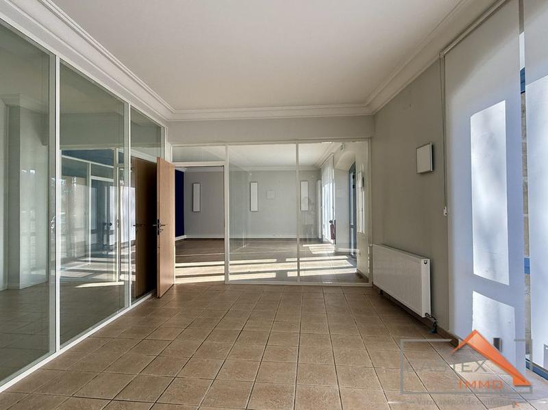 Local commercial - 249 m²