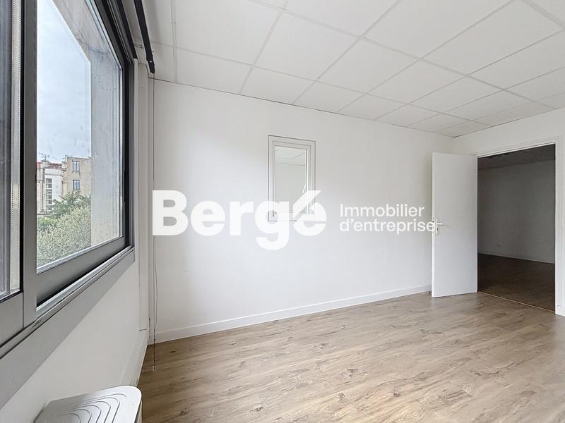 Bureau - 60 m² - 3 pièces