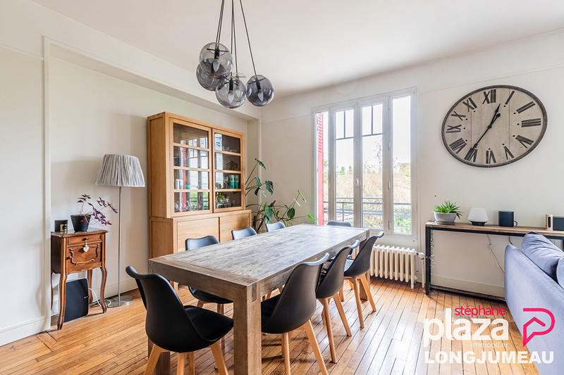 Maison - 133 m² - 8 pièces