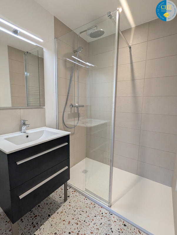 Maison - 121 m² - 6 pièces