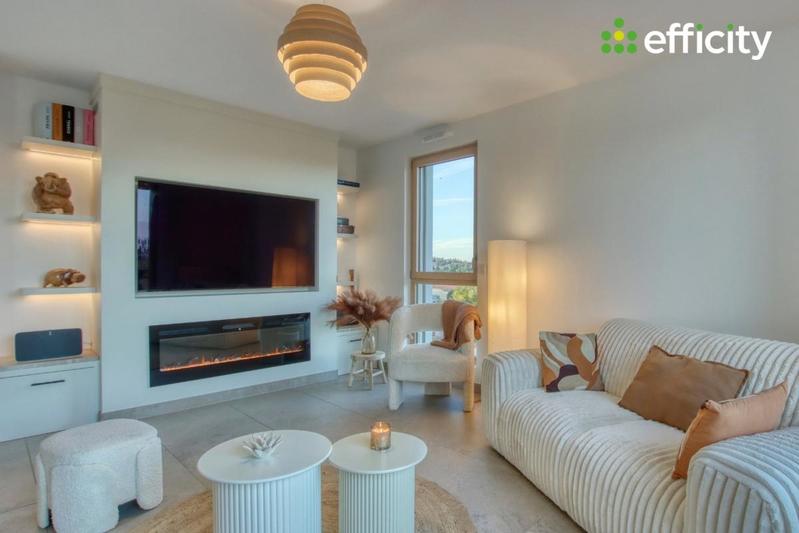 Appartement - 100 m² - 4 pièces