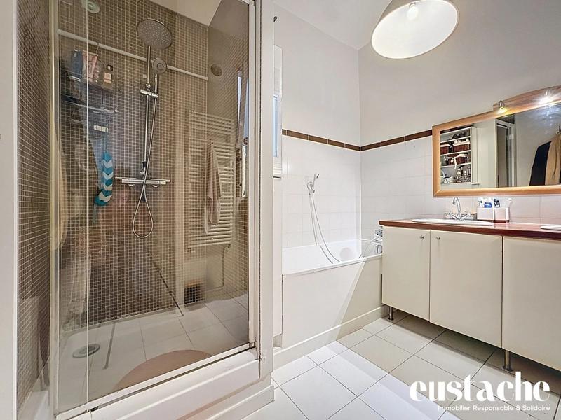 Appartement - 134 m² - 6 pièces