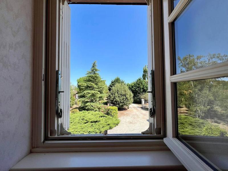 Maison traditionnelle - 308 m² - 10 pièces