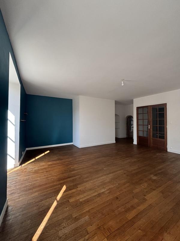 Appartement - 123 m² - 6 pièces