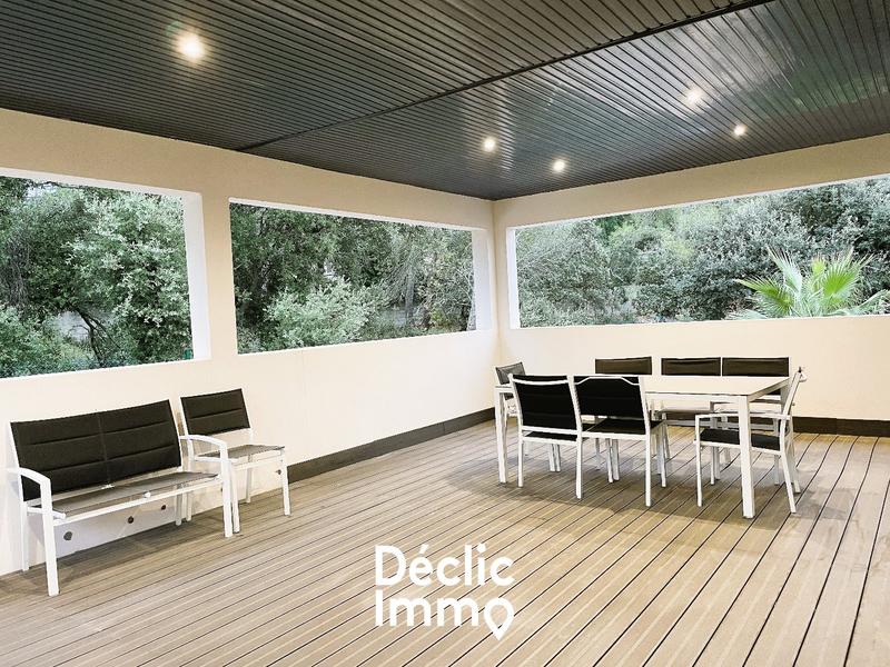 Maison - 195 m² - 5 pièces