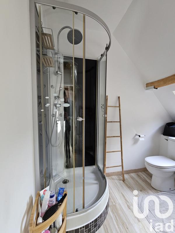 Maison - 240 m² - 11 pièces