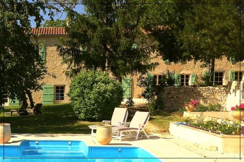 Maison en pierre - 480 m² - 10 pièces