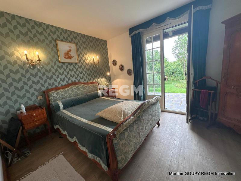 Maison - 175 m² - 7 pièces