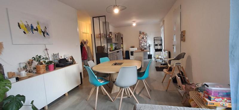 Maison - 82 m² - 5 pièces
