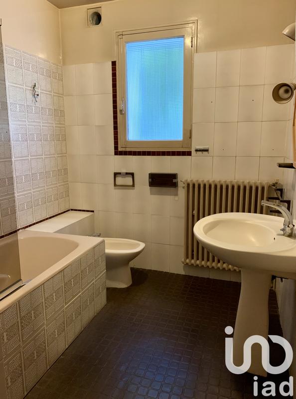 Maison - 194 m² - 9 pièces