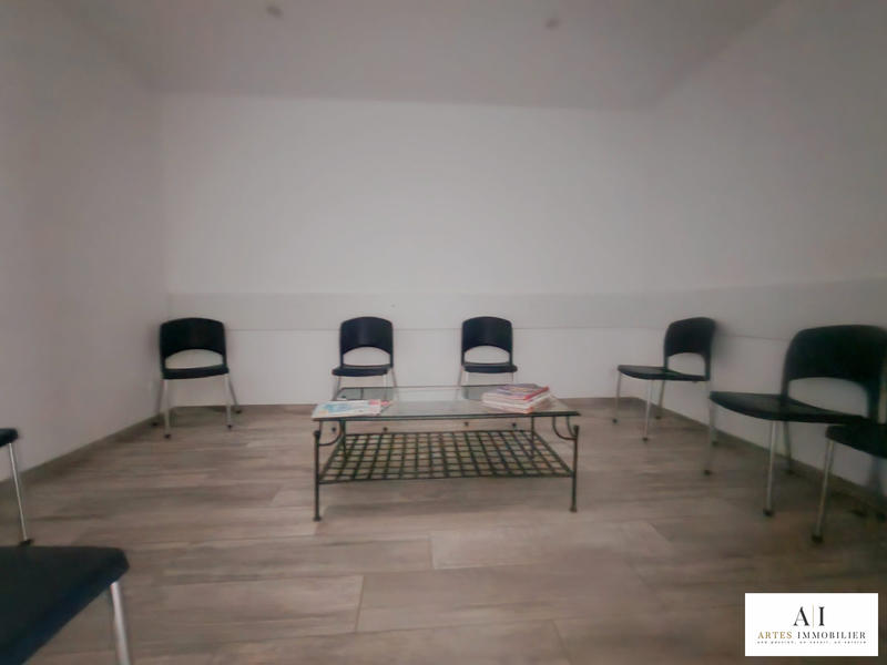 Local d'activités - 77 m² - 3 pièces