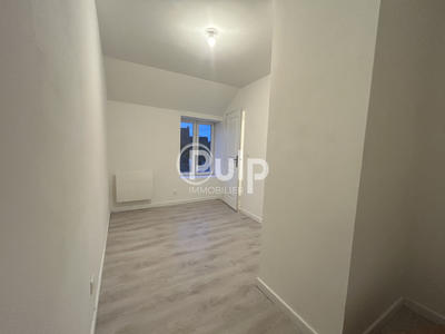 Maison de ville - 75 m² - 4 pièces