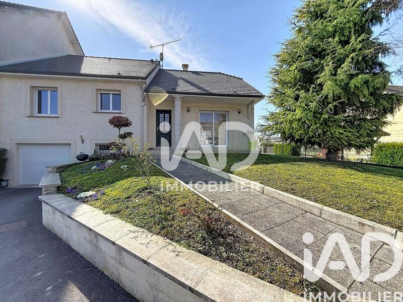 Maison - 95 m² - 5 pièces