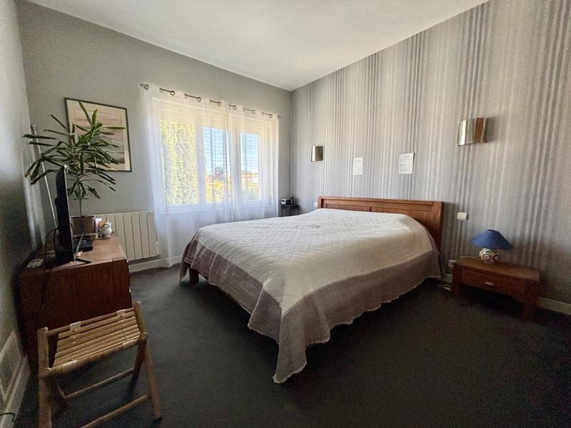 Maison - 185 m² - 6 pièces