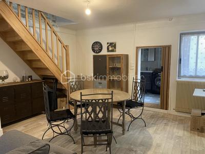 Maison de ville - 82 m² - 5 pièces