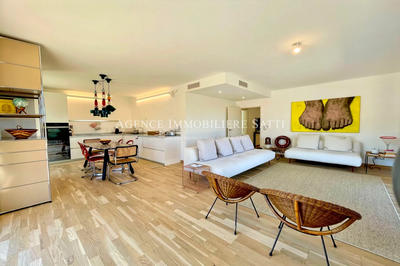 Appartement - 110 m² - 4 pièces