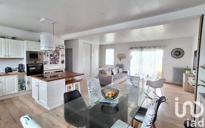 Maison - 100 m² - 6 pièces