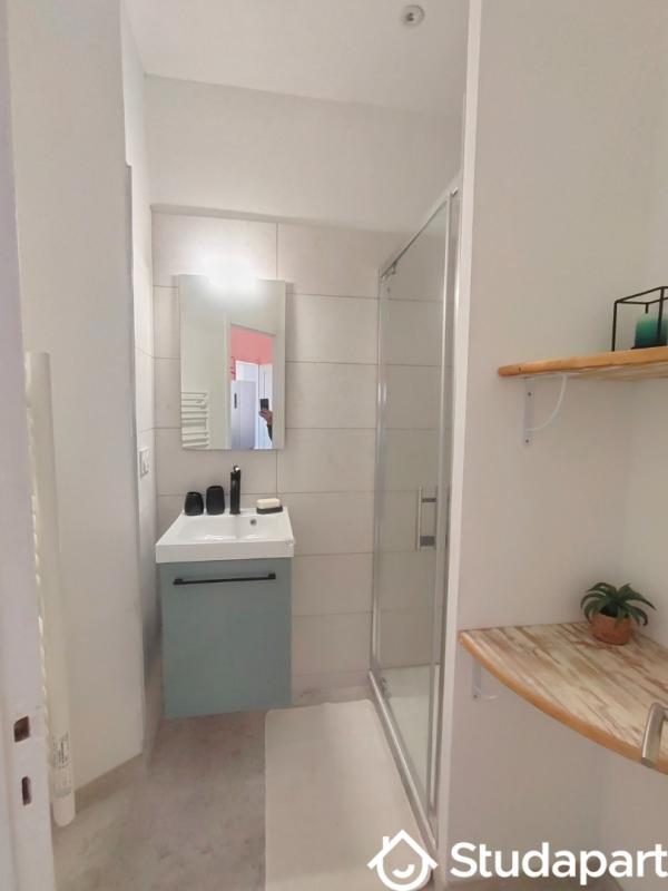 Chambre - 13 m² - 1 pièce