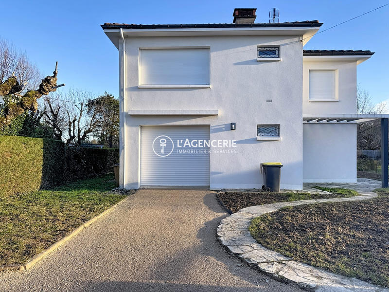 Maison - 122 m² - 5 pièces