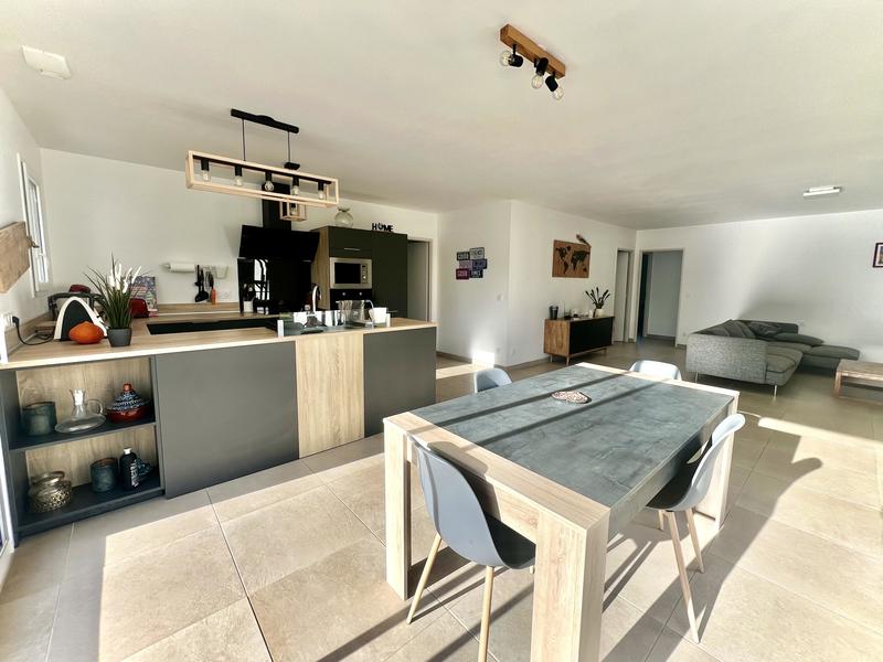 Villa - 109 m² - 4 pièces